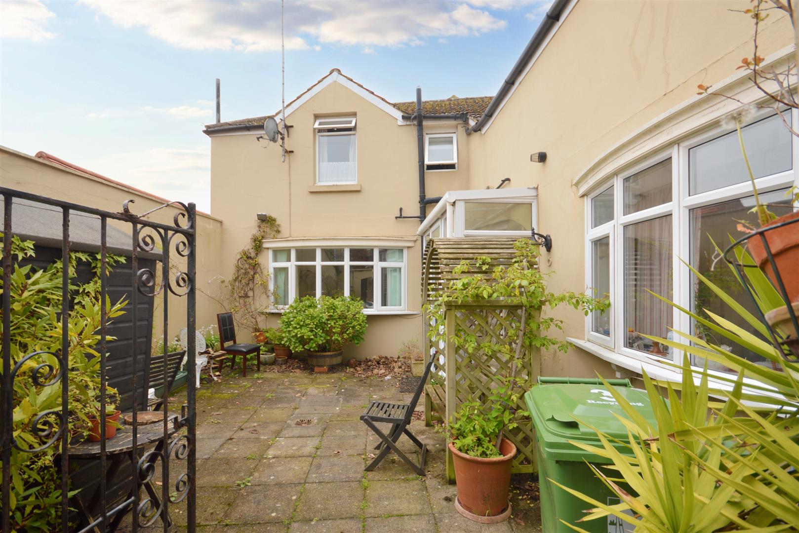 Property Details for Selwyn Road, Eastbourne Town Property Estate